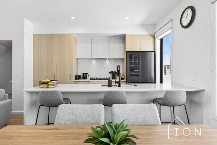 Fifth view of Homely townhouse listing, 11 Ebro Walk, Cranbourne West VIC 3977