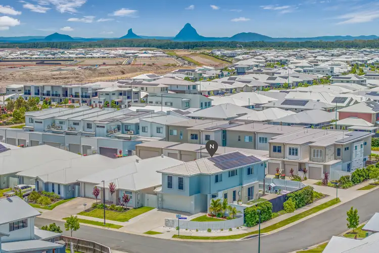 11 Daydream Crescent, Banya QLD 4551