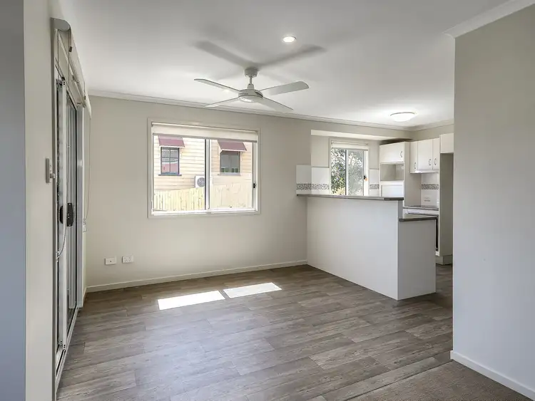 Second view of Homely house listing, 4 Darreen Street, Greenslopes QLD 4120