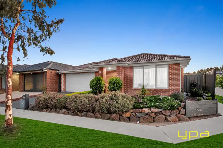 Second view of Homely house listing, 31 Sundance Promenade, Pakenham VIC 3810