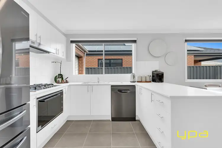 Fourth view of Homely house listing, 31 Sundance Promenade, Pakenham VIC 3810