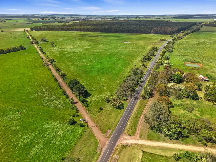 Cnr Henty Highway & Branxholme-Wallacedale Road, Branxholme VIC 3302