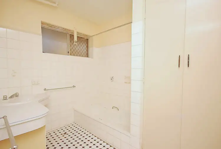 Fifth view of Homely apartment listing, 5/49 Erneton Street, Newmarket QLD 4051