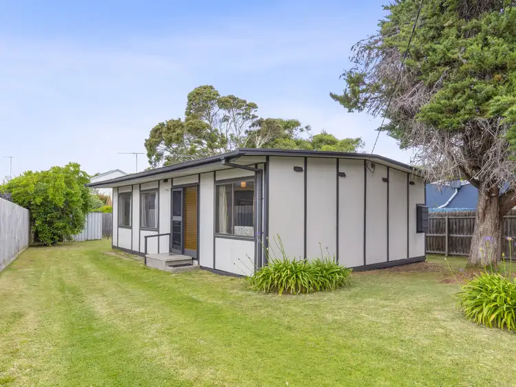 2 Bedggood Avenue, Point Lonsdale VIC 3225