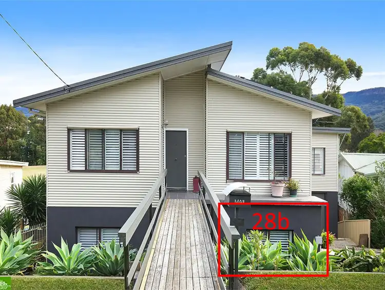 28b Pooraka Avenue, West Wollongong NSW 2500