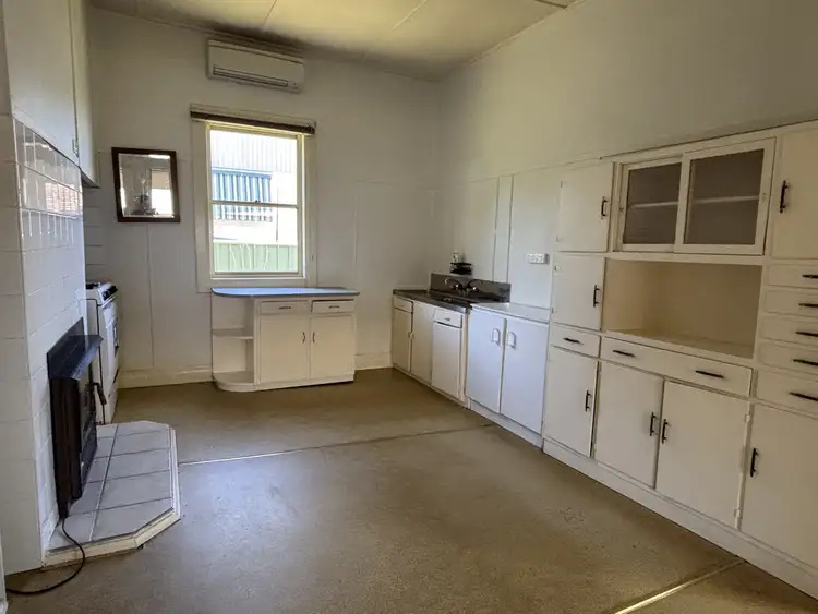 Second view of Homely house listing, 25 Lonsdale Street, Hamilton VIC 3300