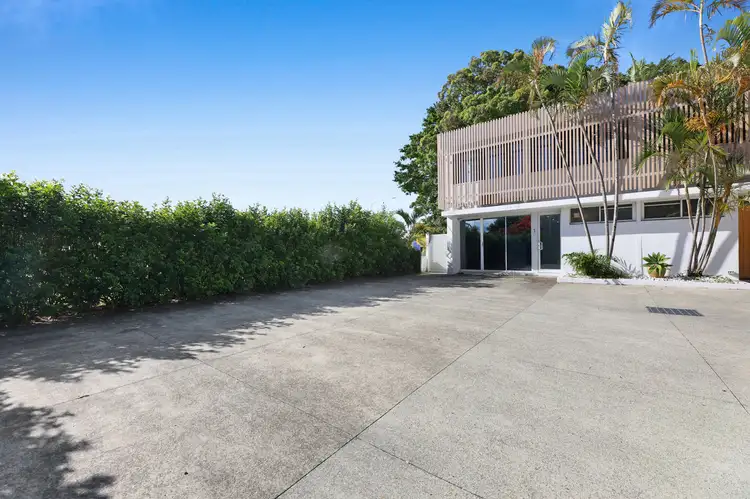 1/1 Vespa Crescent, Surfers Paradise QLD 4217