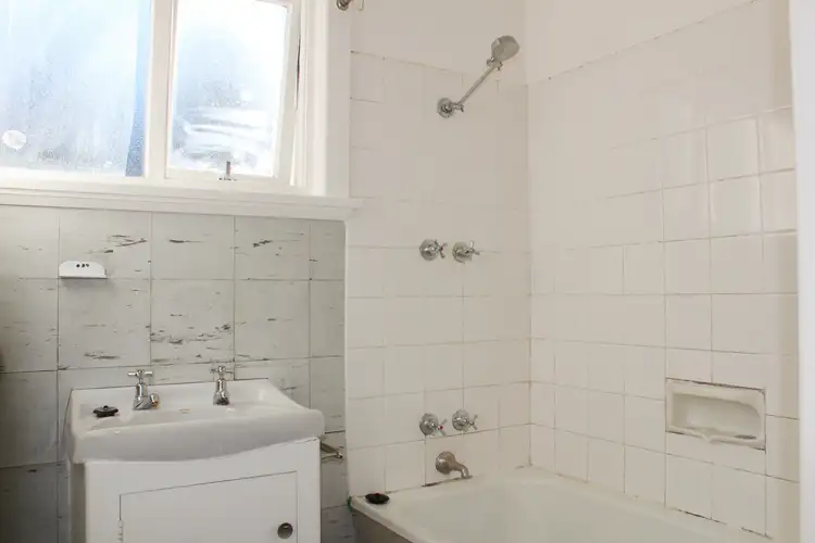 Fifth view of Homely flat listing, 4/36-38 Mellifont Street, West Hobart TAS 7000