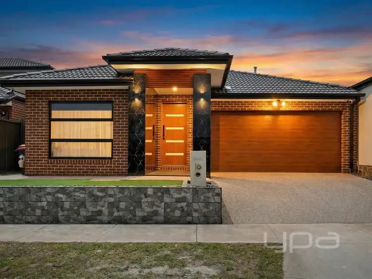 16 Jester Drive, Cobblebank VIC 3338