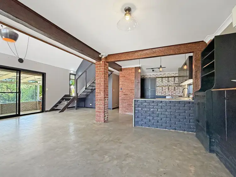 6 Minderoo Crescent, Golden Bay WA 6174