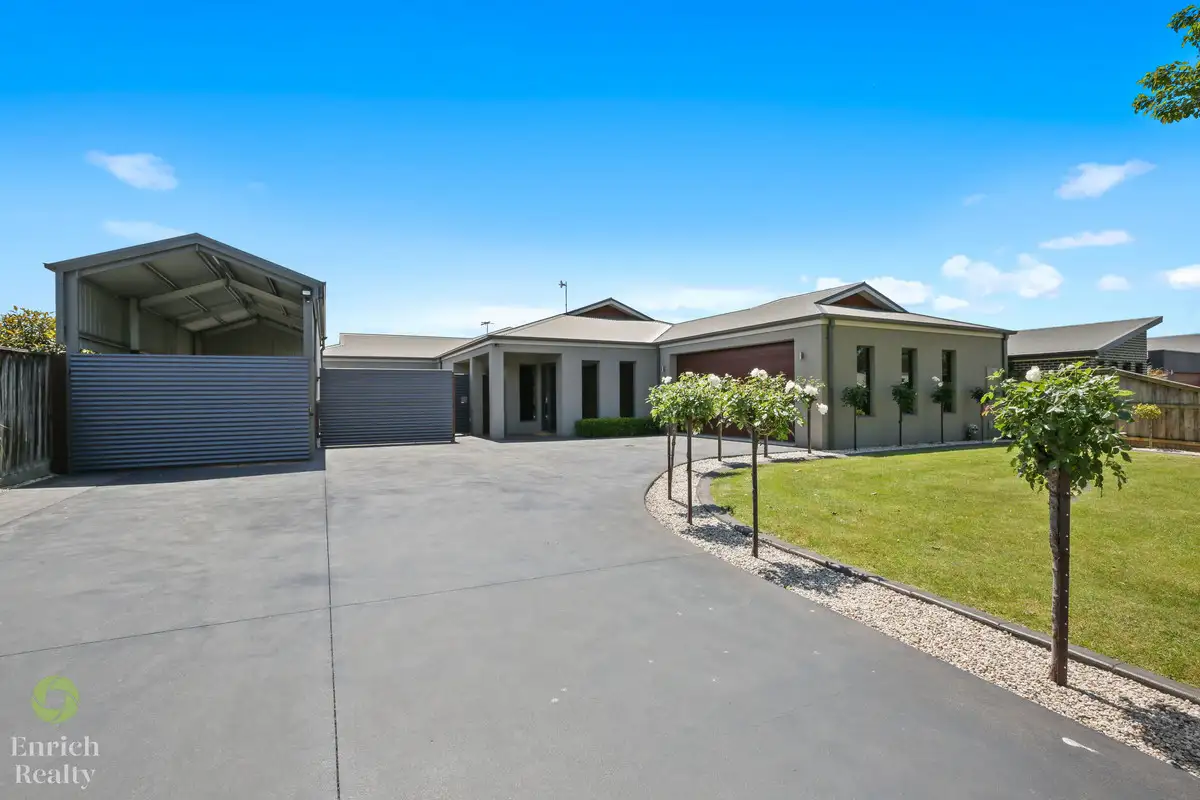 Main view of Homely house listing, 11 Villeneuve Drive, Trafalgar VIC 3824