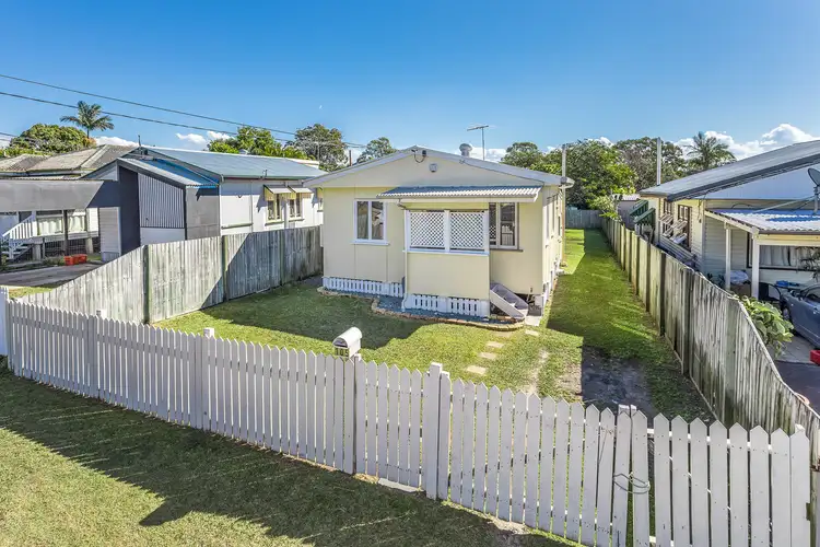 105 Dover Road, Redcliffe QLD 4020