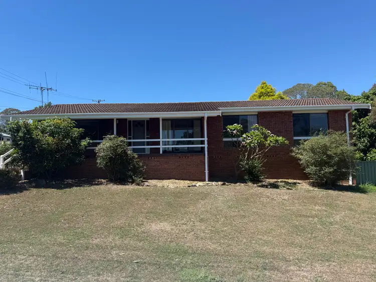 82 Lambert Street, Wingham NSW 2429