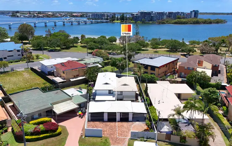 2/9 Topaz  Court, Hollywell QLD 4216