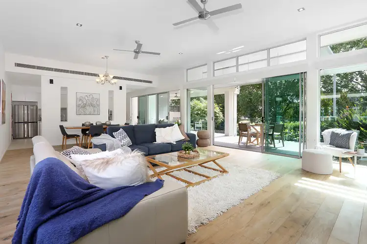 739 Peninsula Drive, Robina QLD 4226