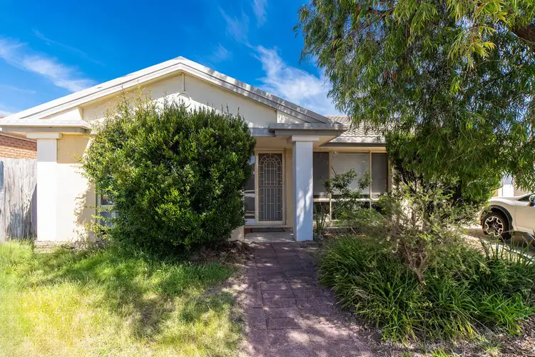 7 Rocklea Crescent, Skye VIC 3977