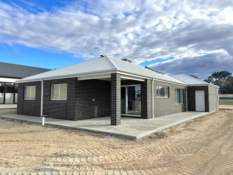 Second view of Homely house listing, 22 Wylie Street, Baranduda VIC 3691