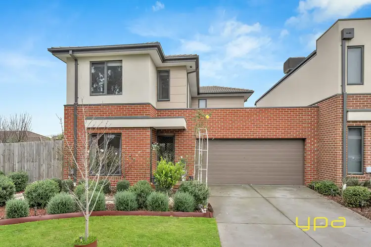 8 Gordal Court, Lynbrook VIC 3975