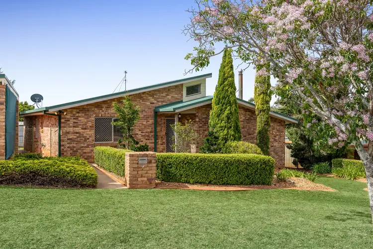 5 McIvor Street, Kearneys Spring QLD 4350