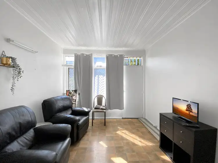 Second view of Homely unit listing, 19/21 Oak Street, Moree NSW 2400