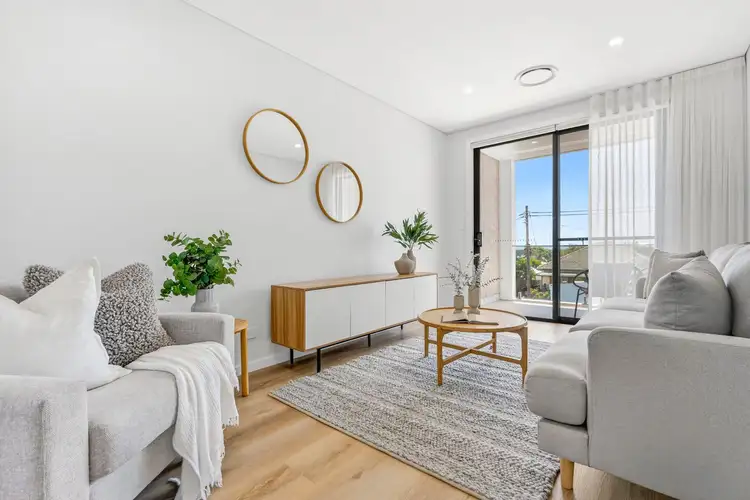 Fifth view of Homely semi-detached listing, 17 View Street, The Entrance NSW 2261