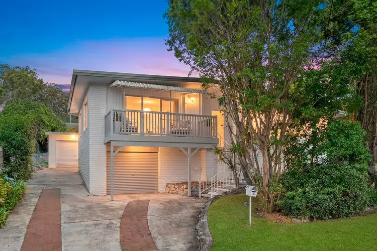 43 Orange Parade, Wyoming NSW 2250