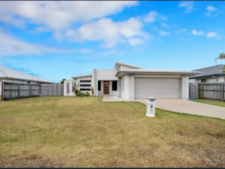 22 Lancaster Way, Ooralea QLD 4740