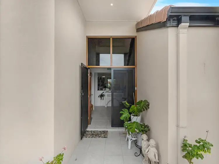 Fifth view of Homely townhouse listing, 2/2 Barnstaple Street, Torquay QLD 4655