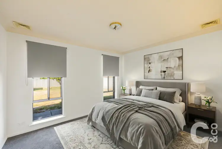 26 Raeside Crescent, Cooloongup WA 6168