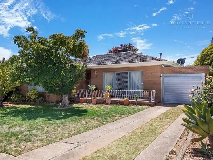 5 Bruce Street, Tolland NSW 2650