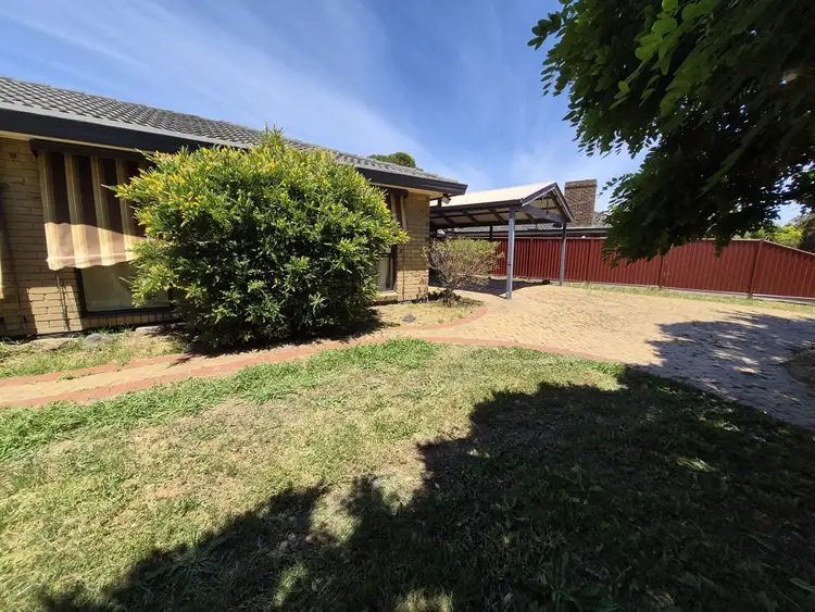 12 Strathavan Drive, Berwick VIC 3806