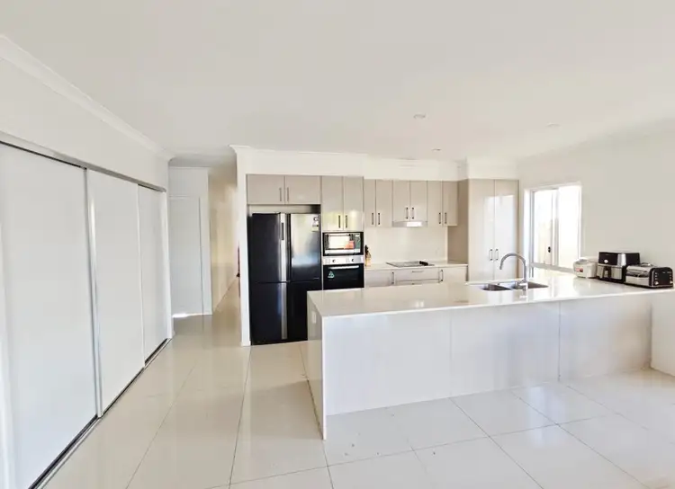 11 Teal Street, Caloundra West QLD 4551