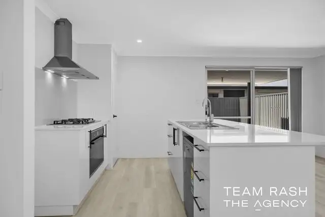 Seventh view of Homely house listing, 8 Wolgan Loop, Wellard WA 6170