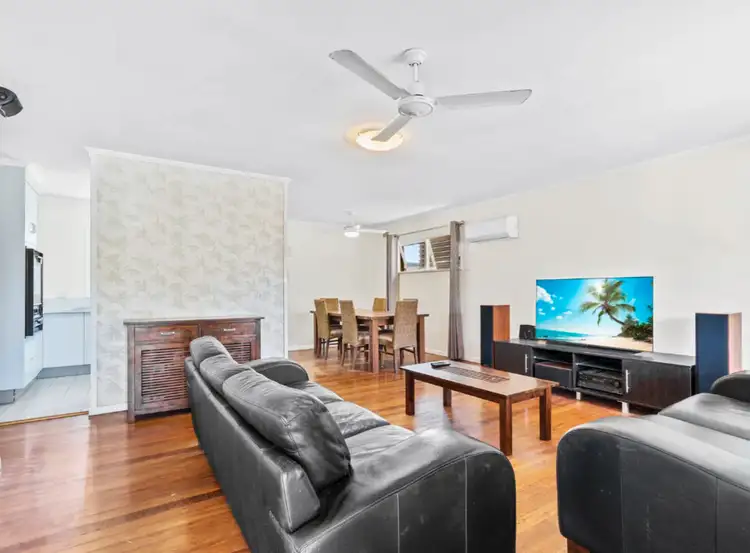 48 Fifth Avenue, Palm Beach QLD 4221