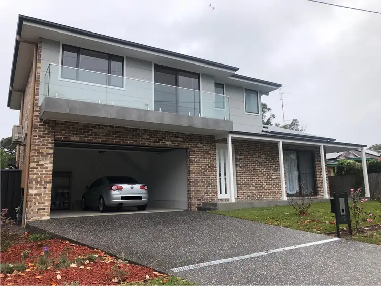 18 Central Avenue, Oak Flats NSW 2529