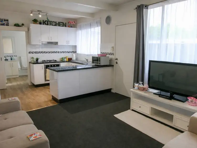 Third view of Homely unit listing, 3/6 Rowley Street, Warrnambool VIC 3280