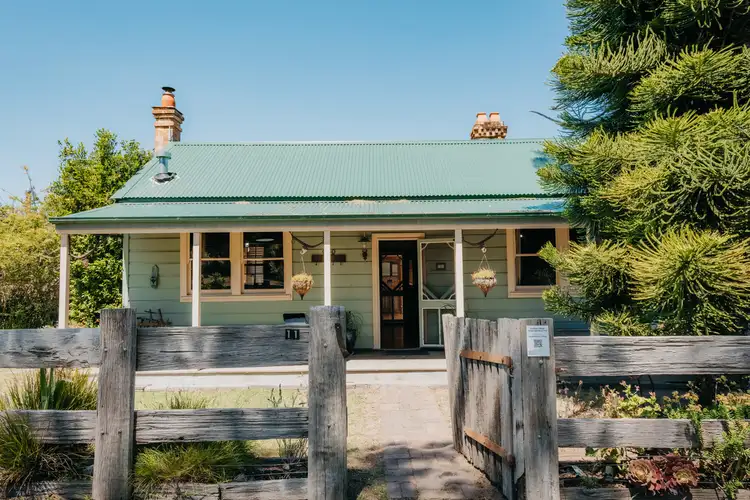 11 Monaro Street