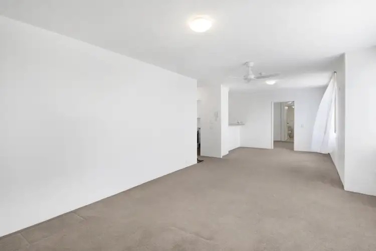 23/13-27 Fairway Drive, Clear Island Waters QLD 4226