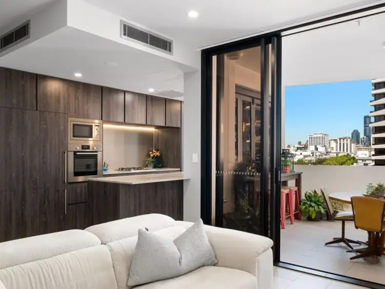 815/27 Commercial Road, Newstead QLD 4006