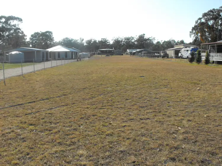 10 Donald Street, Leyburn QLD 4365