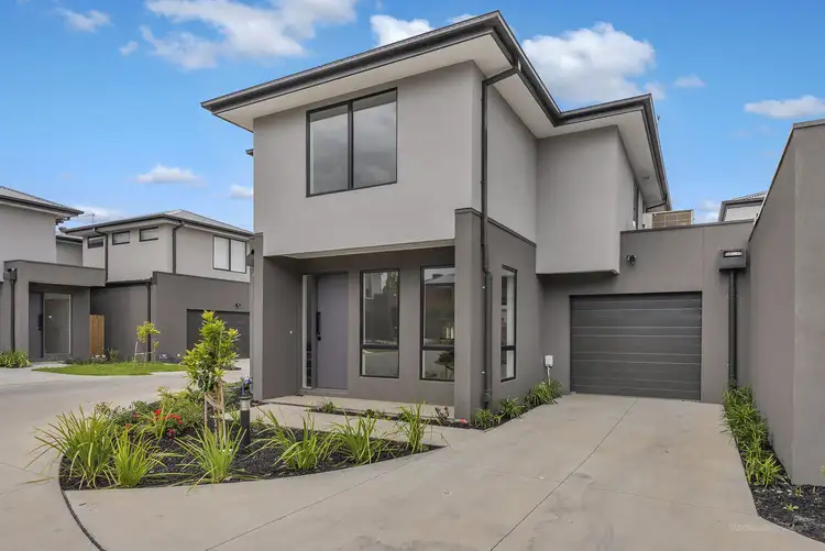 9/12 Ethan Court, Pakenham VIC 3810