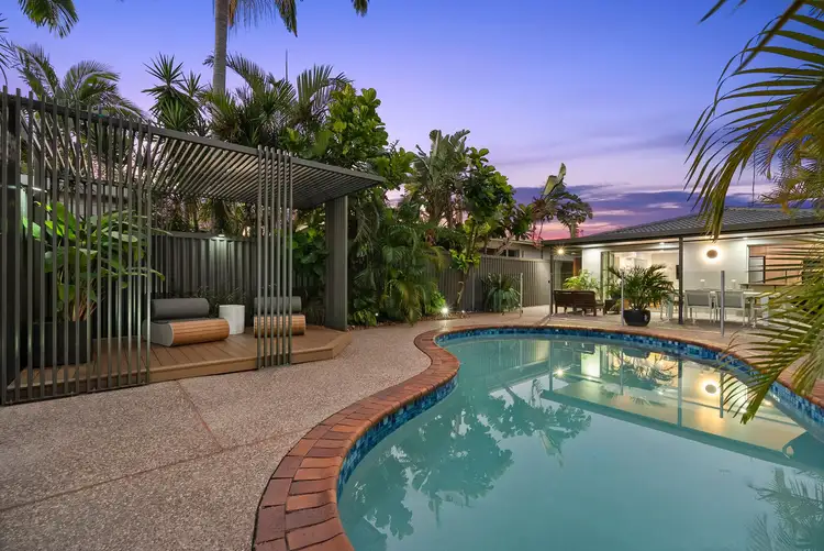 92 Nobby Parade, Miami QLD 4220