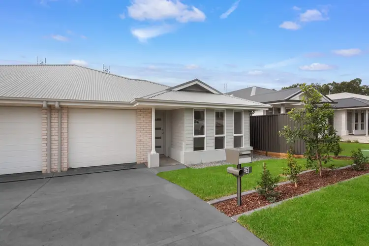 2/5 Thurlstone Street