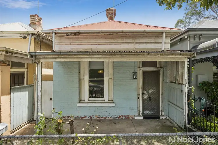 11 Foley Street