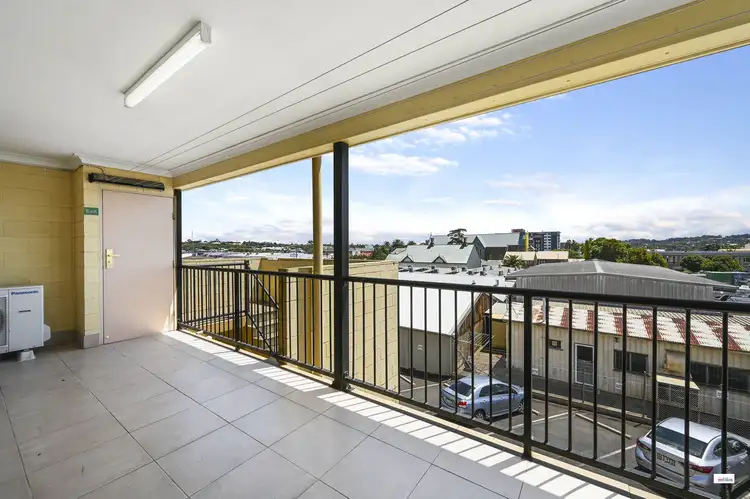 5 Joseph Street