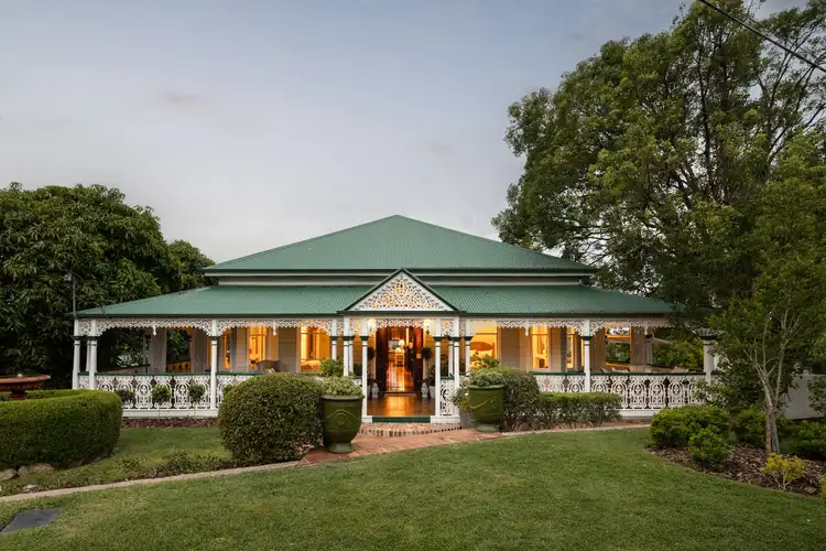 14 Chelmsford Avenue