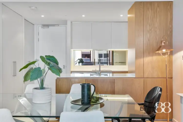 8 Adelaide Terrace