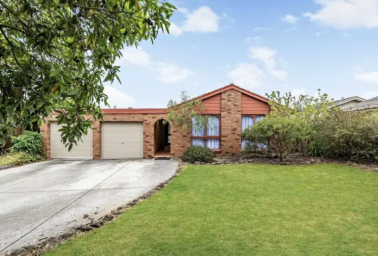5 Mallacoota Court