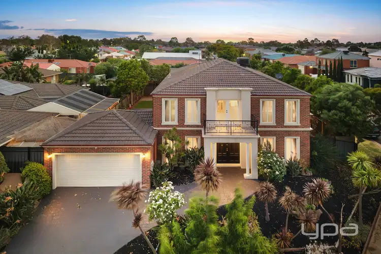 9 Banjo Paterson Circle