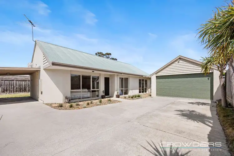 10 Weeroona Street